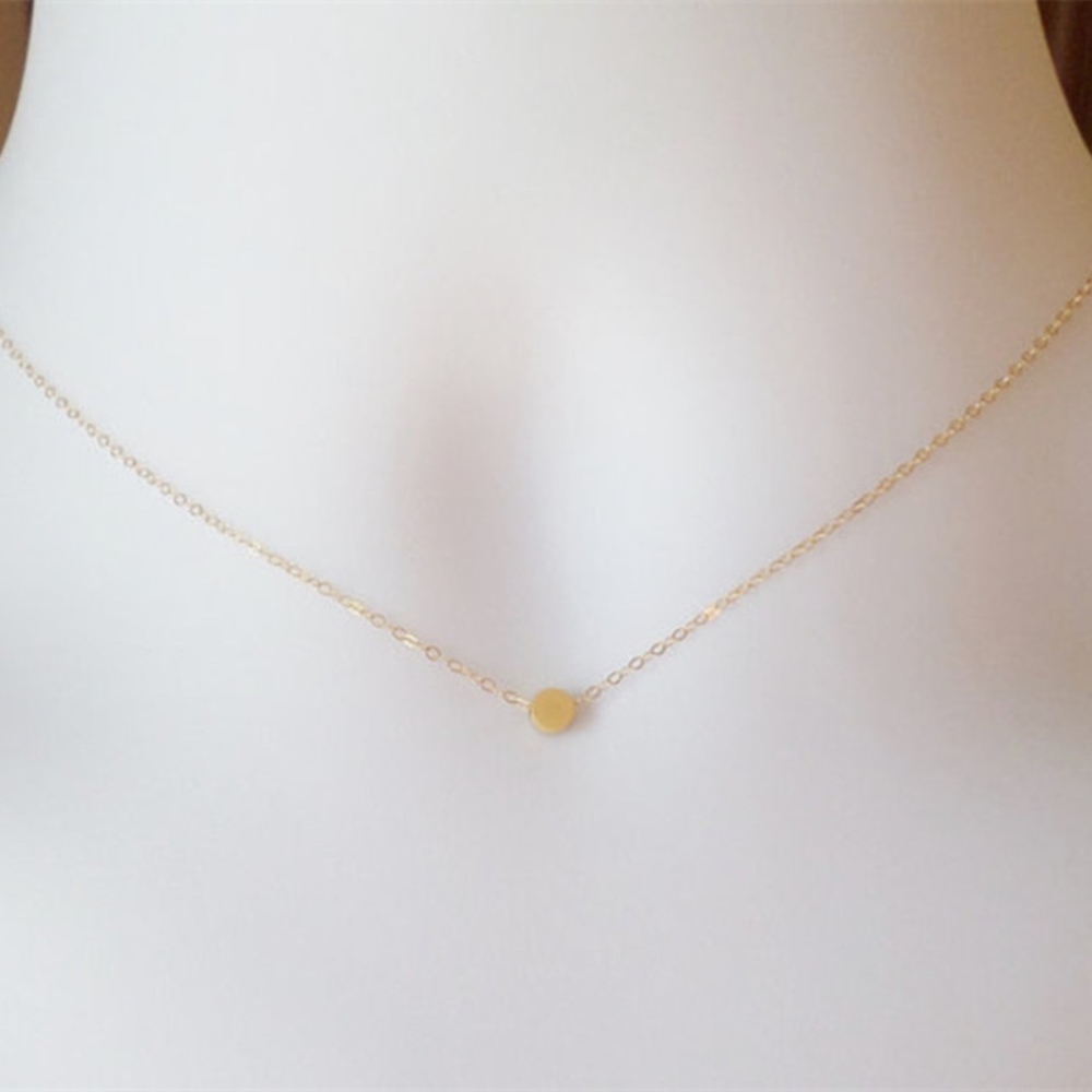 Simple Dot Dainty Pendant Necklace - Picture 2 of 4